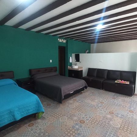 Apartament Casa Mama Bety Valladolid  Zewnętrze zdjęcie